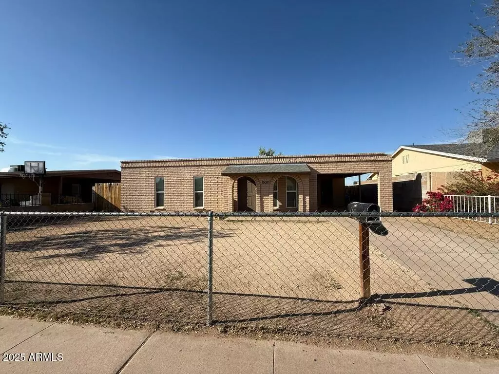Phoenix, AZ 85041,1532 W CARSON Road
