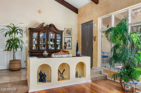 Paradise Valley, AZ 85253,6301 N CAMELBACK MANOR Drive