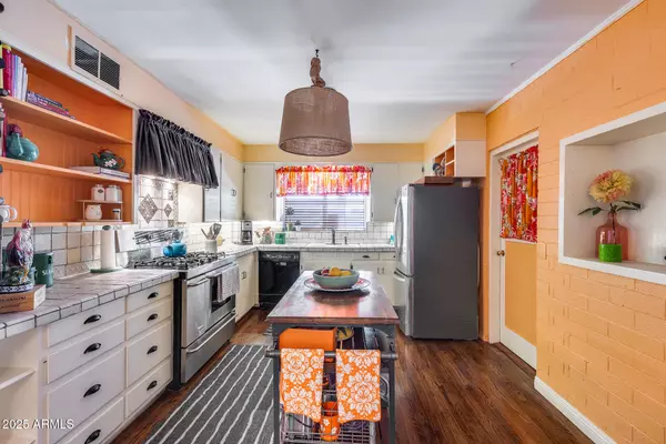 Mesa, AZ 85201,304 W 6TH Street