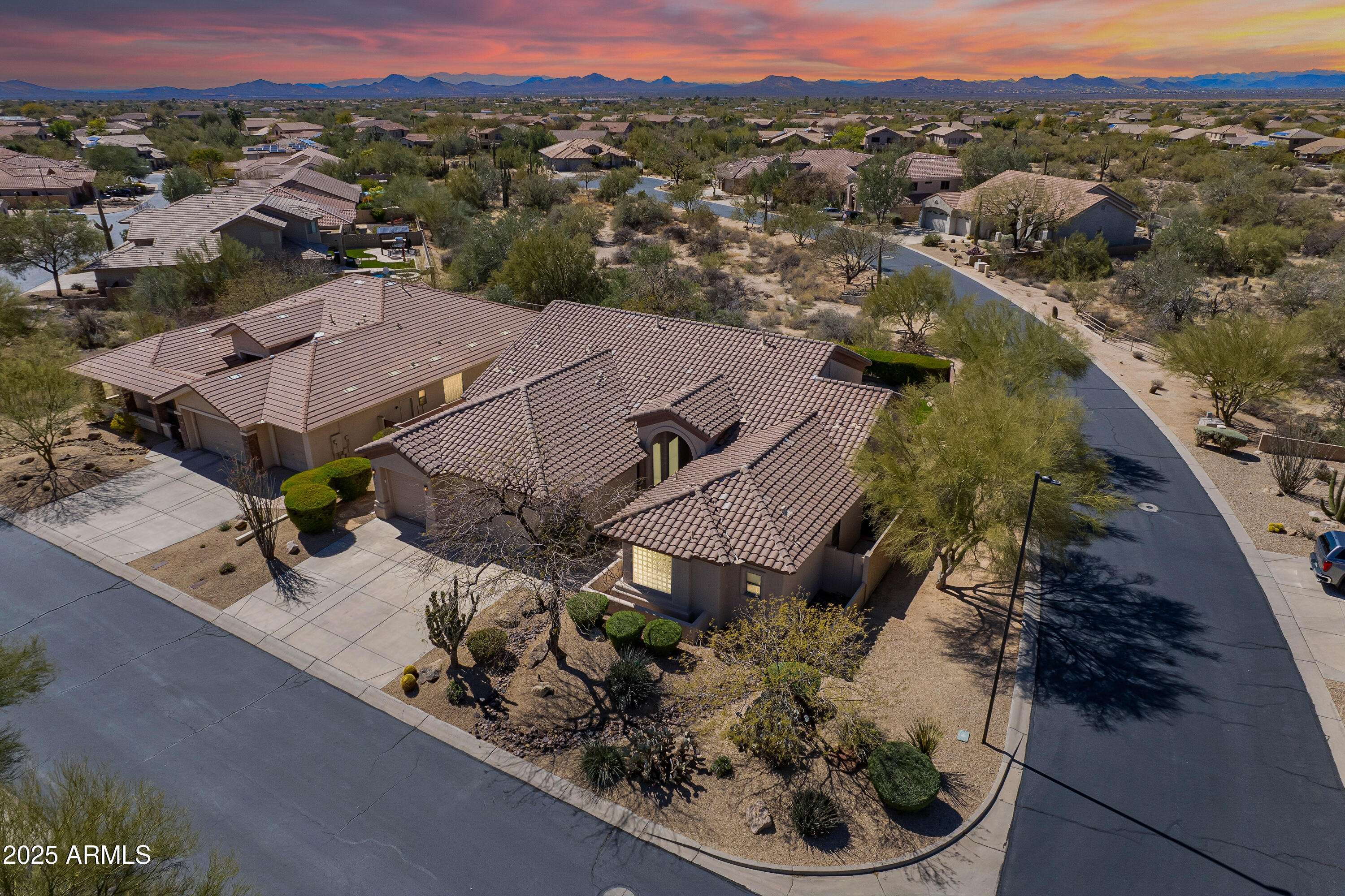 5506 E Calle De Las Estrellas Road, Cave Creek, AZ 85331