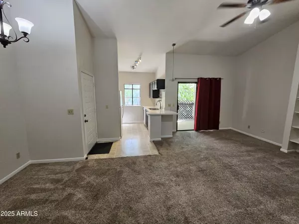 Mesa, AZ 85210,747 S EXTENSION Road #204