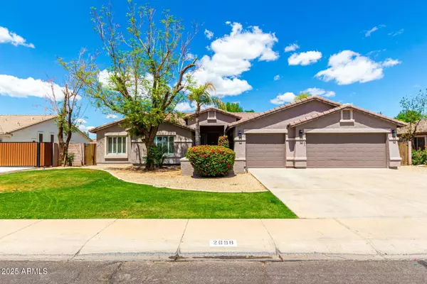 2698 E CARLA VISTA Drive, Gilbert, AZ 85295