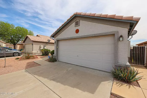 Phoenix, AZ 85027,3433 W LOUISE Drive