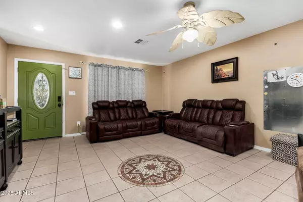 Phoenix, AZ 85019,4105 W MEDLOCK Drive