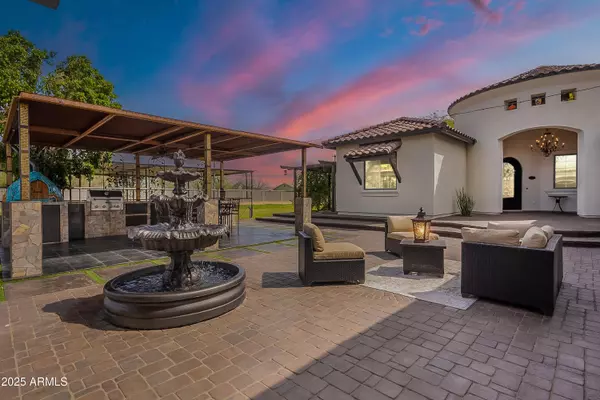 Queen Creek, AZ 85142,26609 S 187TH Street