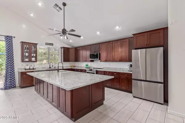 Mesa, AZ 85209,2140 S DREXEL --