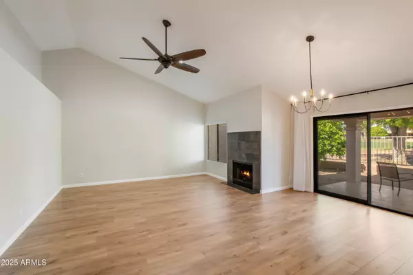 Peoria, AZ 85382,18818 N 95TH Avenue