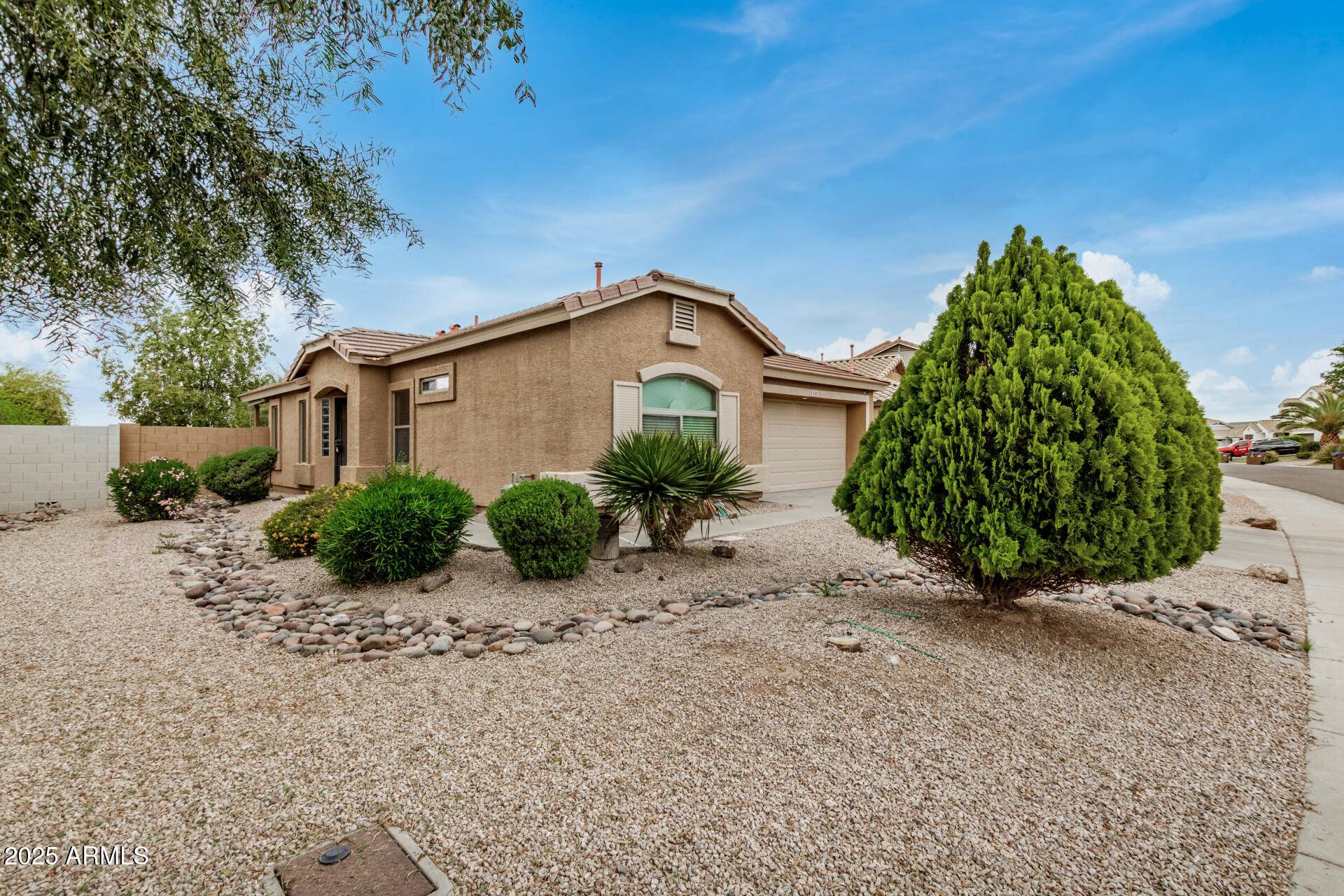 San Tan Valley, AZ 85140,520 E ANGELINE Avenue