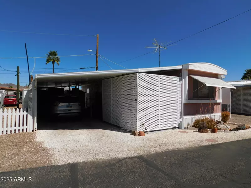 925 N Plaza Drive #24, Apache Junction, AZ 85120