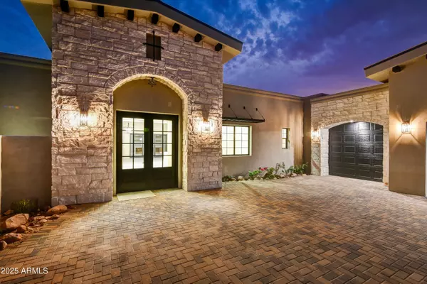 9431 E SUPERSTITION MOUNTAIN Drive, Gold Canyon, AZ 85118