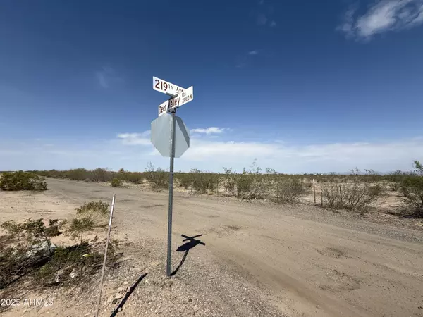 Surprise, AZ 85387,22095 N 223RD Avenue