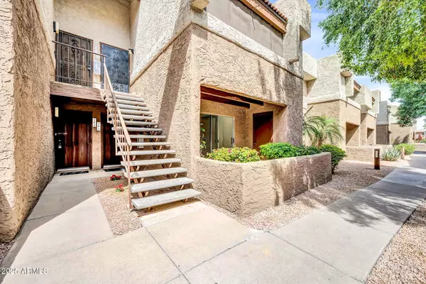 Phoenix, AZ 85032,4554 E PARADISE VILLAGE Parkway #161