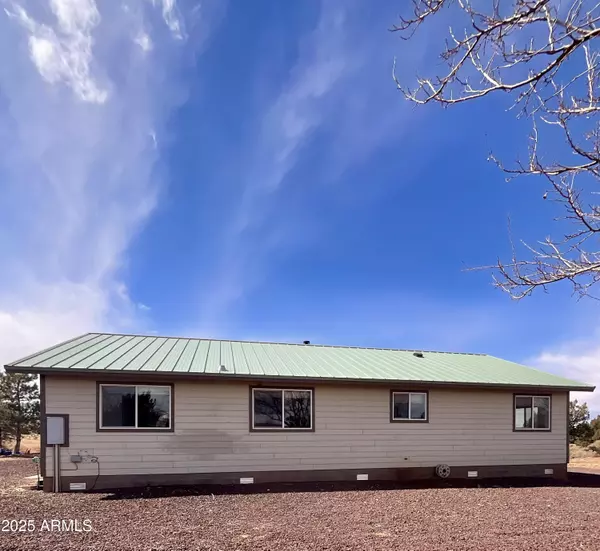 St Johns, AZ 85936,242 County Road N5427 Road