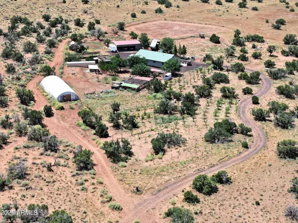 St Johns, AZ 85936,242 County Road N5427 Road