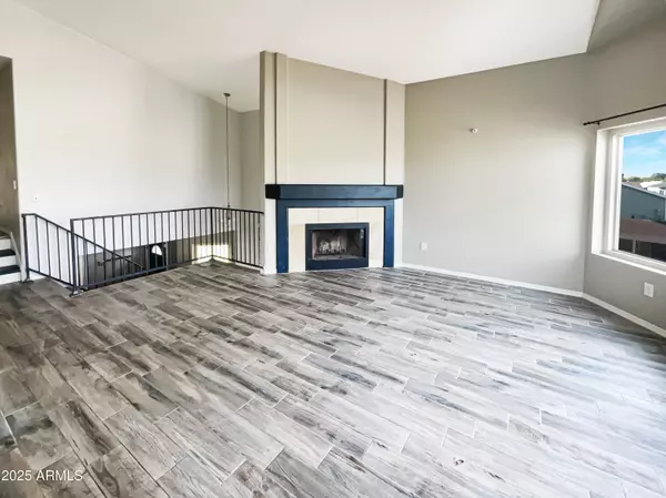 Mesa, AZ 85213,3134 E MCKELLIPS Road #50