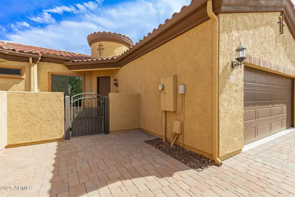 Mesa, AZ 85207,2041 N 88th Street