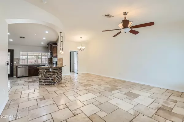Scottsdale, AZ 85251,8137 E INDIANOLA Avenue