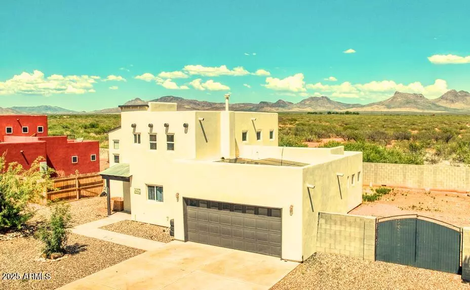 4207 N SANTA FE Avenue, Douglas, AZ 85607