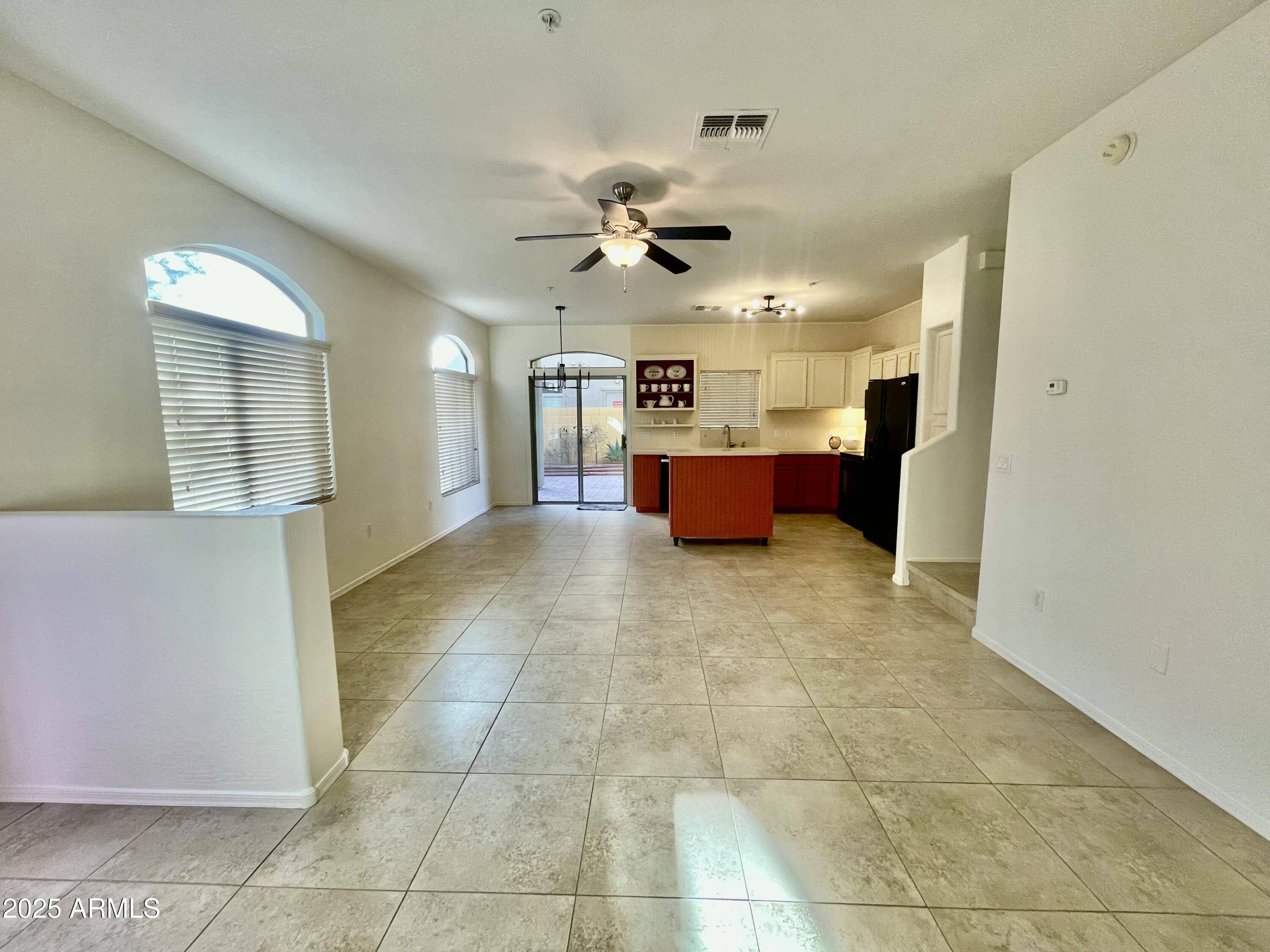 Phoenix, AZ 85022,2150 E BELL Road #1045