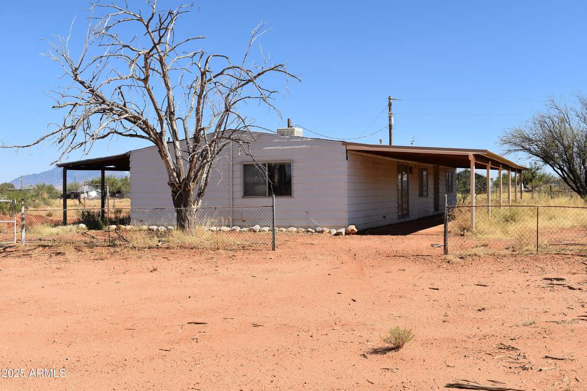 Hereford, AZ 85615,6229 S NATOMA Trail