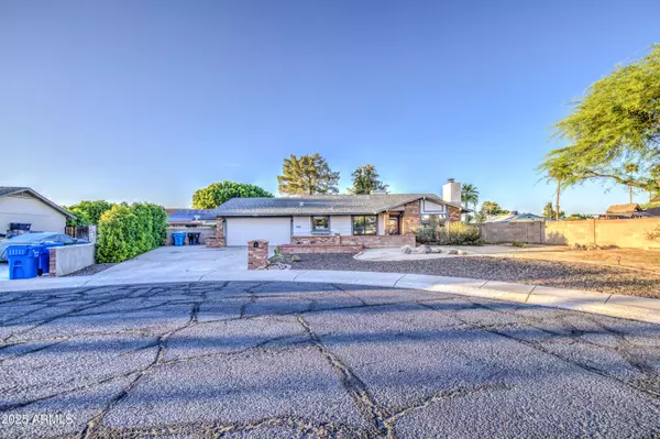 Phoenix, AZ 85053,3906 W AIRE LIBRE Avenue