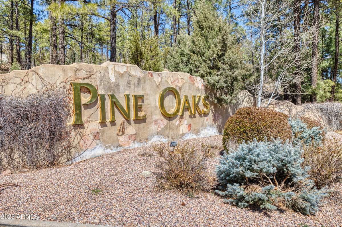 Show Low, AZ 85901,1550 E PINE OAKS Drive #1
