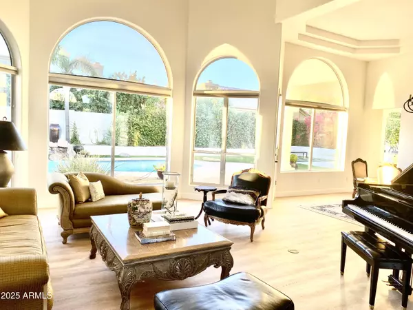 Phoenix, AZ 85028,4551 E COCHISE Road
