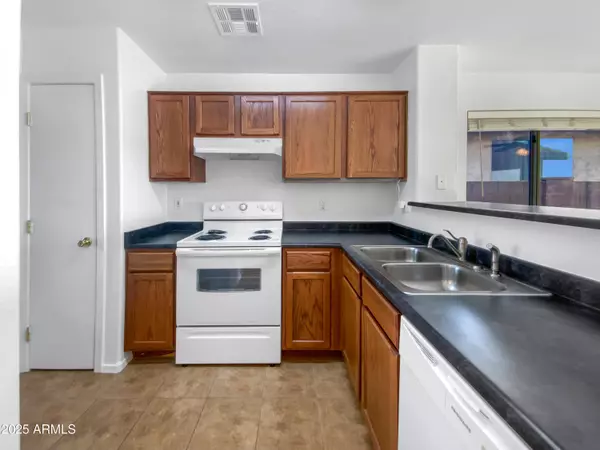 Maricopa, AZ 85138,19282 N TOLEDO Avenue
