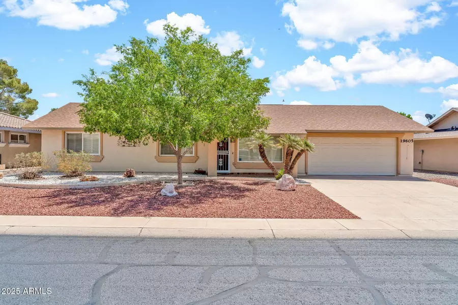 19605 N Welk Drive, Sun City, AZ 85373
