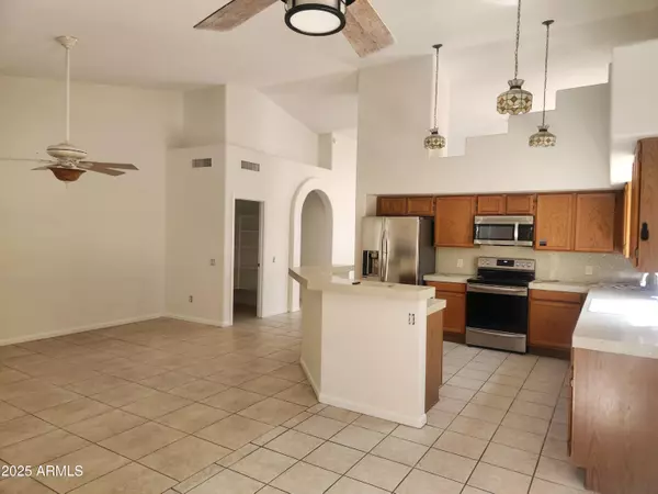 Avondale, AZ 85392,11233 W OLIVE Drive