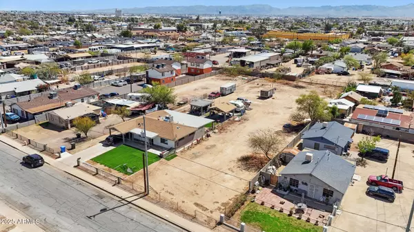 Phoenix, AZ 85009,3033 W FILLMORE Street #-