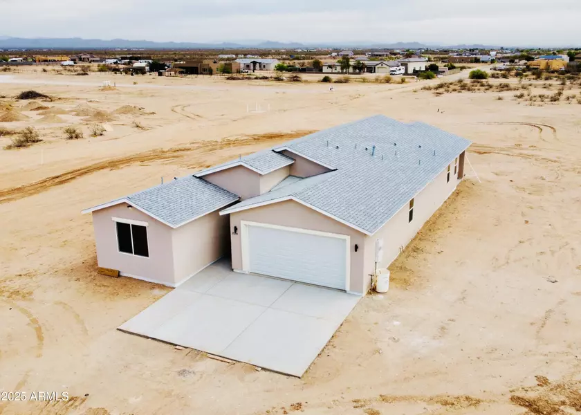 25745 W Peak View Road, Wittmann, AZ 85361