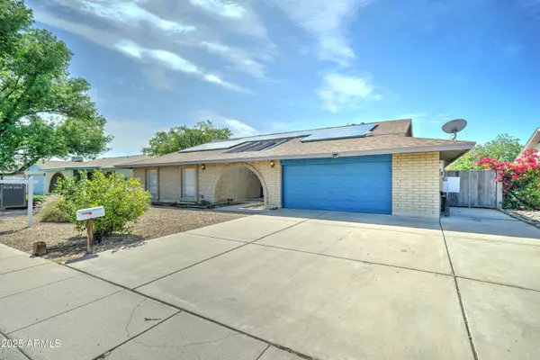 Phoenix, AZ 85029,4023 W JOAN DE ARC Avenue