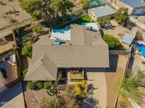 Phoenix, AZ 85032,2433 E Acoma Drive