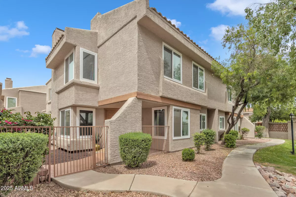 Mesa, AZ 85210,2834 S Extension Road #1079