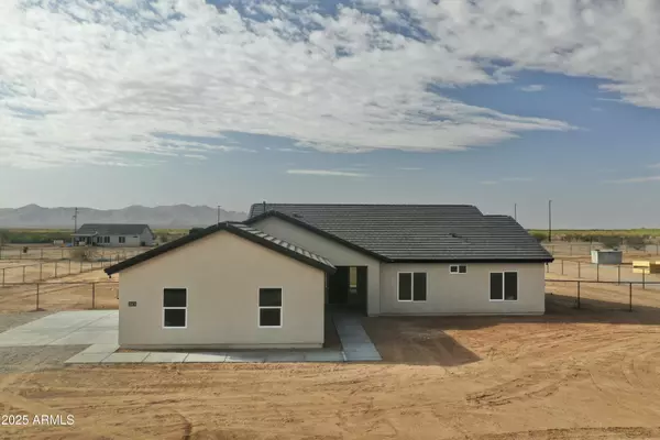 Wittmann, AZ 85361,25875 W Running Deer Trail