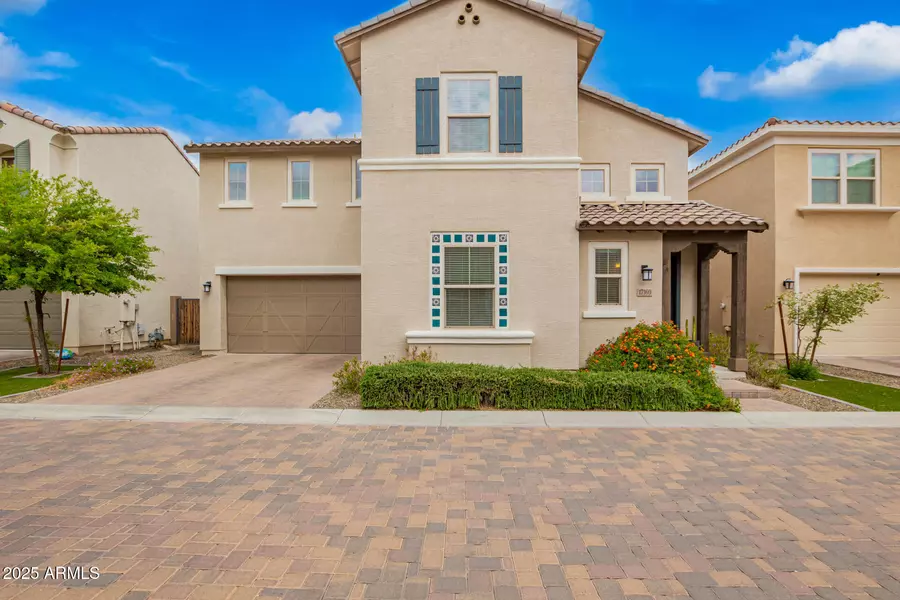 17160 N 9TH Place, Phoenix, AZ 85022