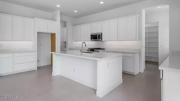 Litchfield Park, AZ 85340,17827 W MEDLOCK Drive