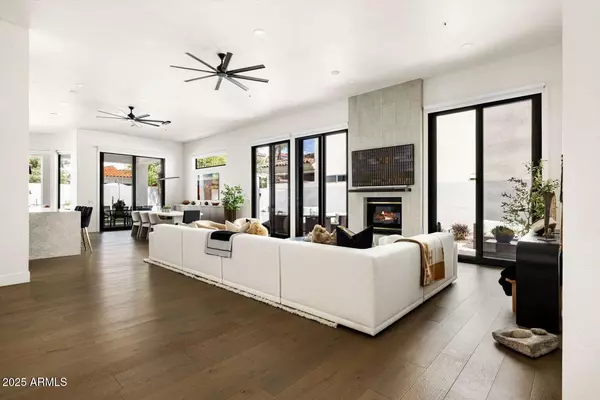 Scottsdale, AZ 85250,7670 E SIERRA VISTA Drive
