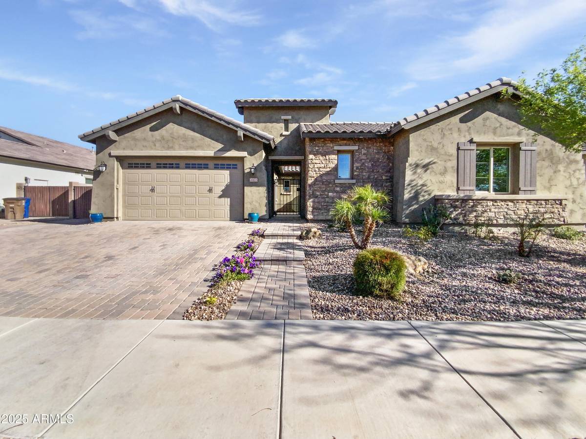 Queen Creek, AZ 85142,20075 E KESTREL Street