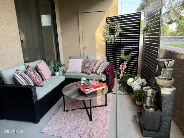 Chandler, AZ 85286,3330 S GILBERT Road #1003