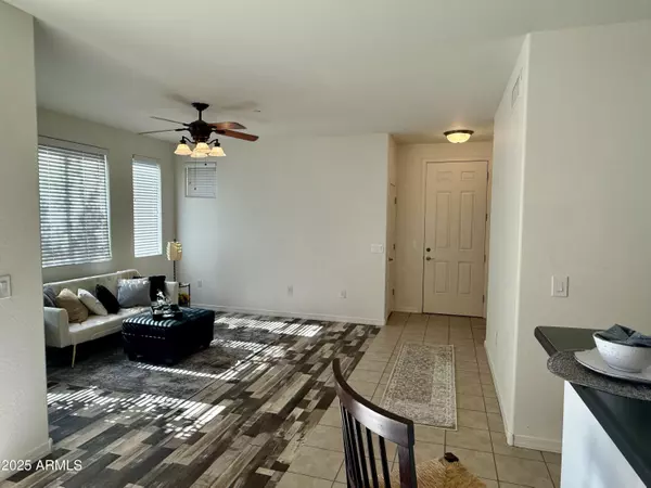 Chandler, AZ 85286,3330 S GILBERT Road #1003