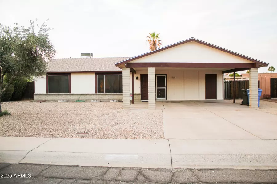 2738 E LIBBY Street, Phoenix, AZ 85032