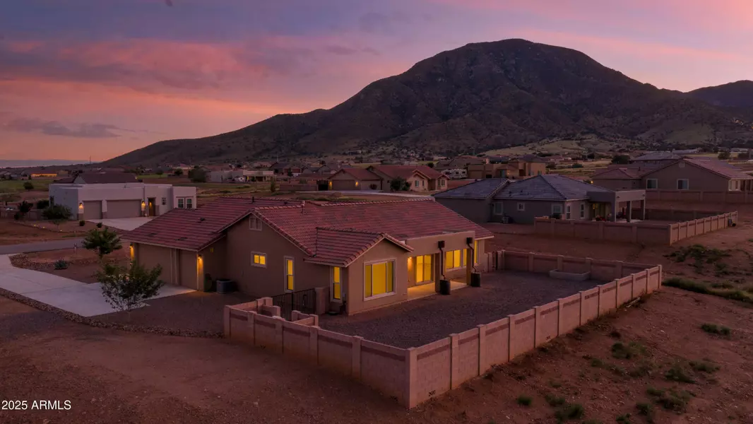 6741 E VAQUERO Circle, Hereford, AZ 85615