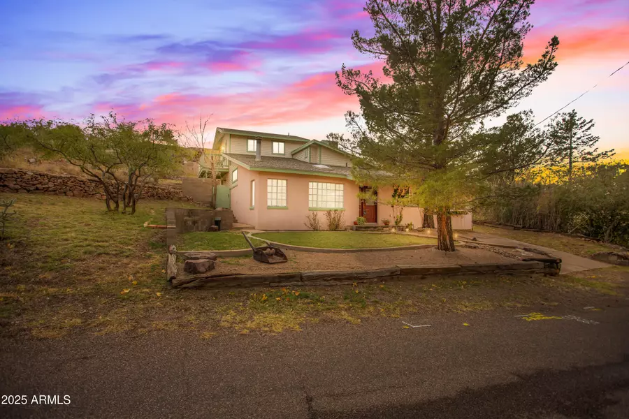 706 SHATTUCK Street, Bisbee, AZ 85603