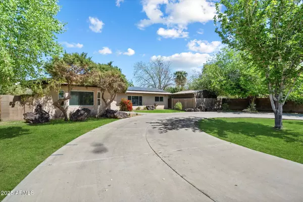 Peoria, AZ 85381,7602 W ACOMA Drive
