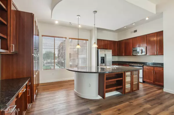 Glendale, AZ 85305,6605 N 93RD Avenue N #1004