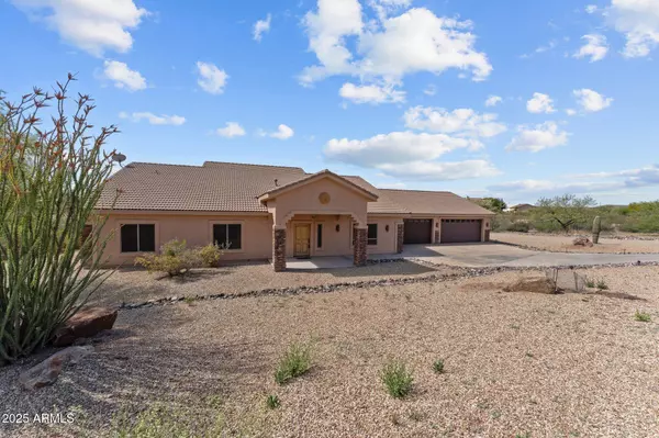 2905 N Silver Spur Drive, Wickenburg, AZ 85390