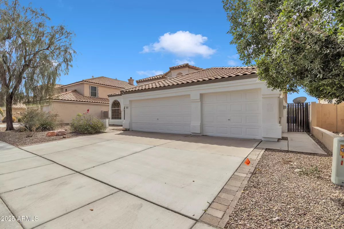 Chandler, AZ 85286,1911 W MAPLEWOOD Street