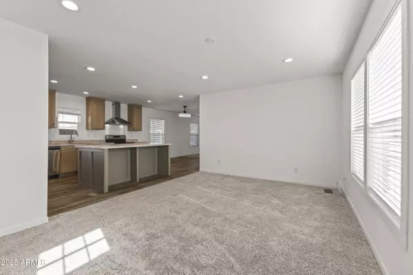 Mesa, AZ 85201,2060 N Center Street #369